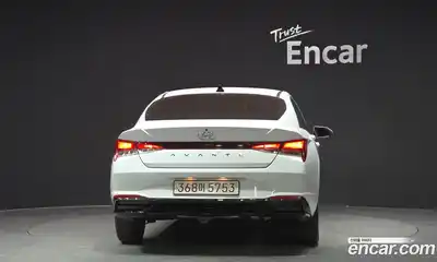 Hyundai Avante 2022 1.6 Автомат в Москве № 112833, миниатюра 9