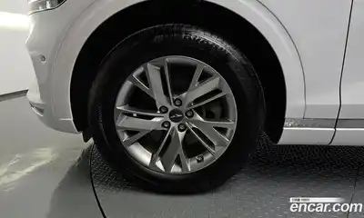 Genesis GV70 2024 2.5 Автомат в Москве № 116877, миниатюра 9