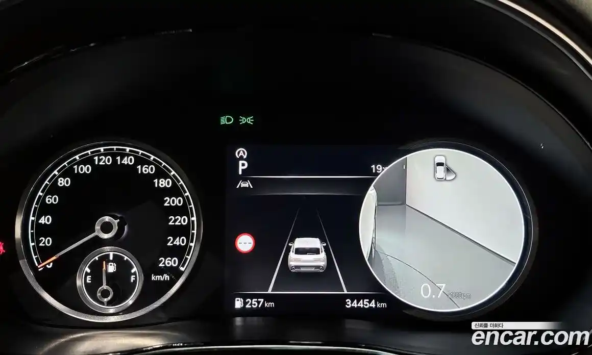 Genesis GV70 2024 2.5 Автомат в Москве № 116877, фото 10