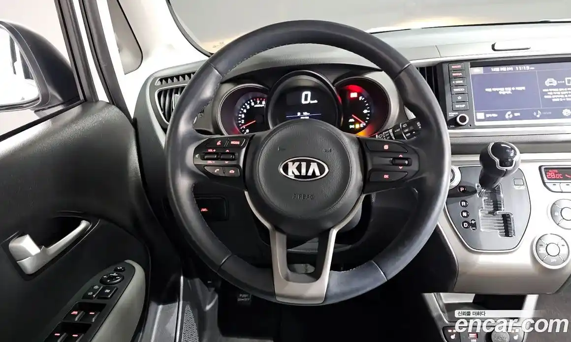 Kia Ray 2021 1.0 Автомат в Москве № 117491, фото 13