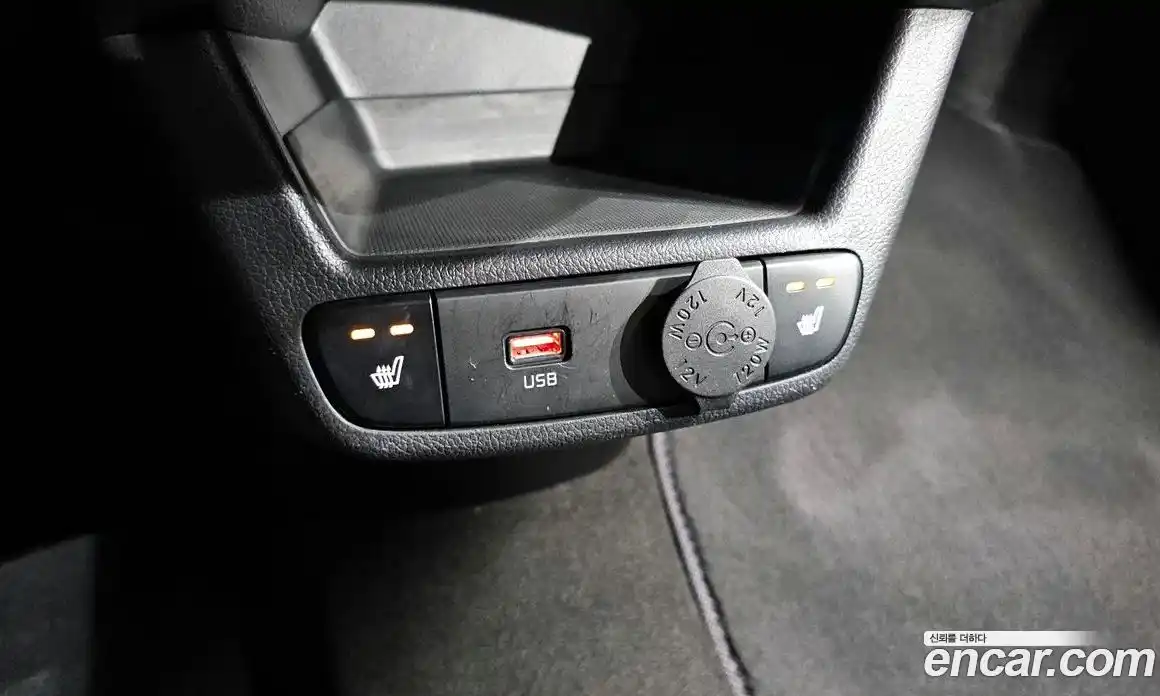 Kia Ray 2021 1.0 Автомат в Москве № 117491, фото 17