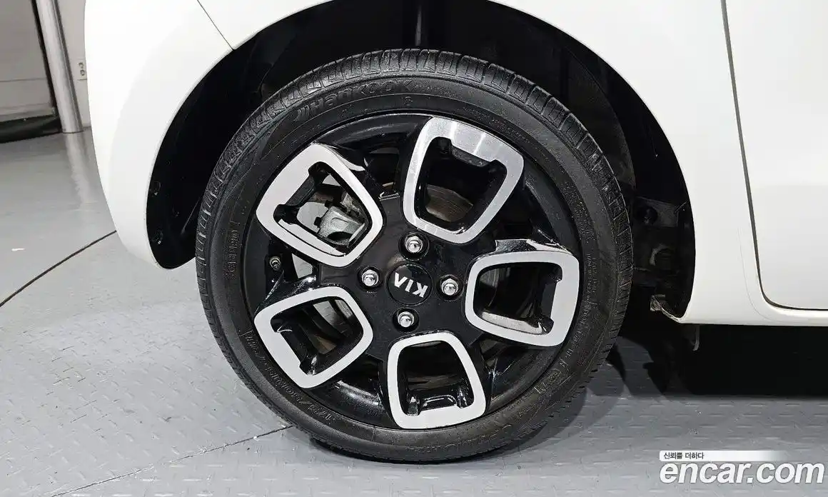 Kia Ray 2021 1.0 Автомат в Москве № 117491, фото 5