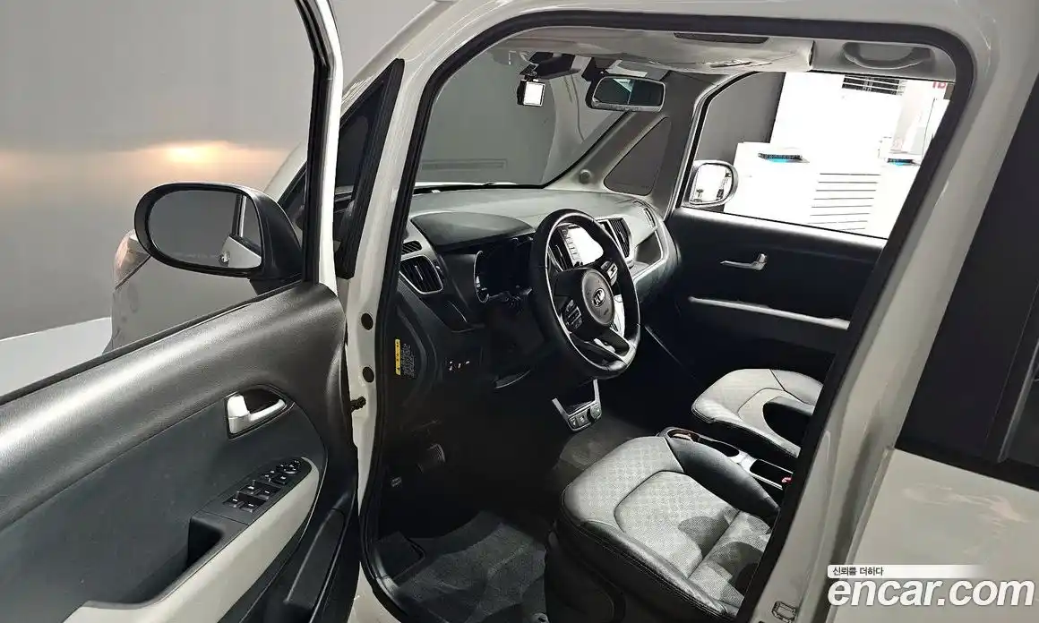 Kia Ray 2021 1.0 Автомат в Москве № 117491, фото 10