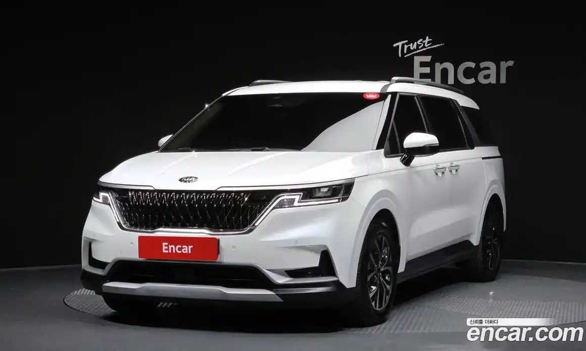 Kia Canival 2021 3.5 Автомат в Москве № 121330, фото 14