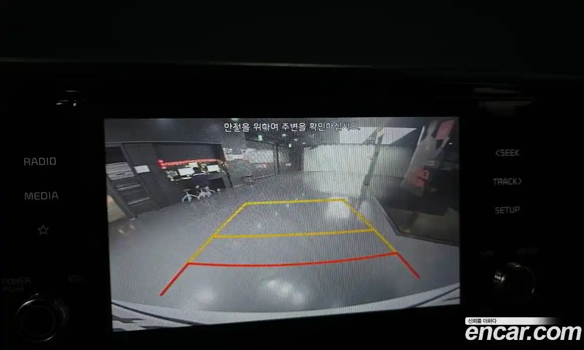 Kia Canival 2021 3.5 Автомат в Москве № 121330, фото 4