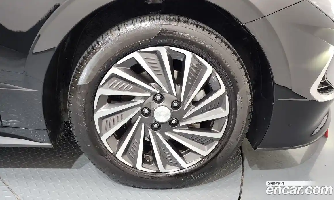 Hyundai Sonata 2023 2.0 Автомат в Москве № 123446, фото 17