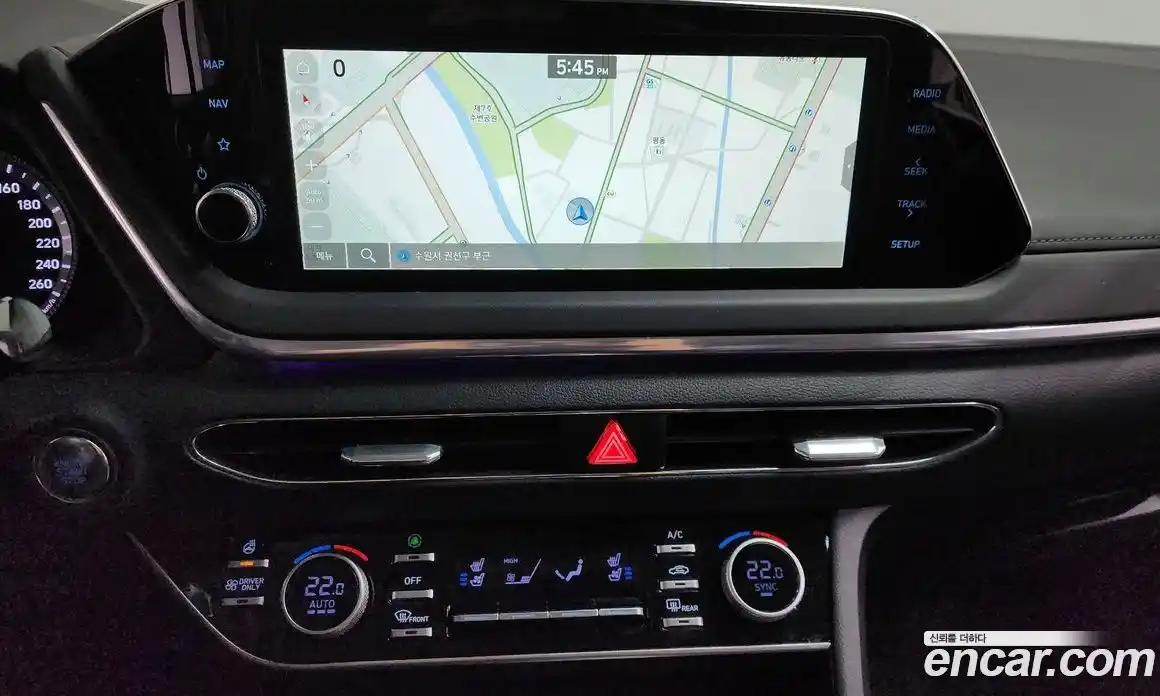 Hyundai Sonata 2023 2.0 Автомат в Москве № 123446, фото 3