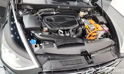 Hyundai Sonata 2023 2.0 Автомат в Москве № 123446, миниатюра 4