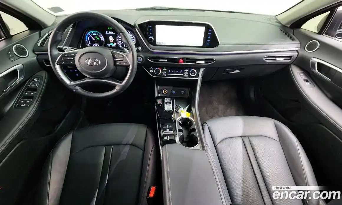 Hyundai Sonata 2023 2.0 Автомат в Москве № 123446, фото 9