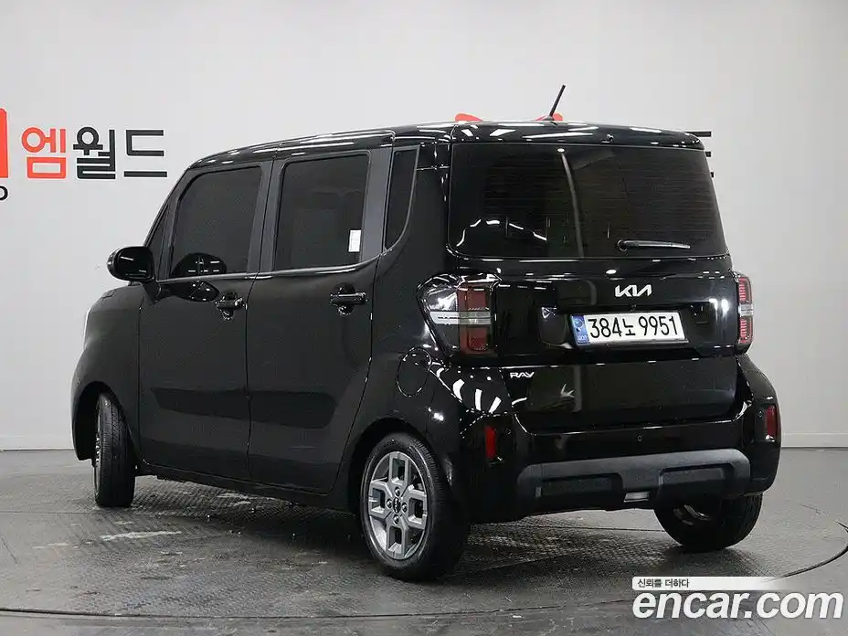 Kia Ray 2023 1.0 Автомат в Москве № 123776, фото 4