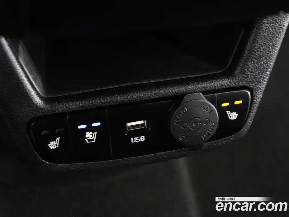 Kia Ray 2023 1.0 Автомат в Москве № 123776, фото 10