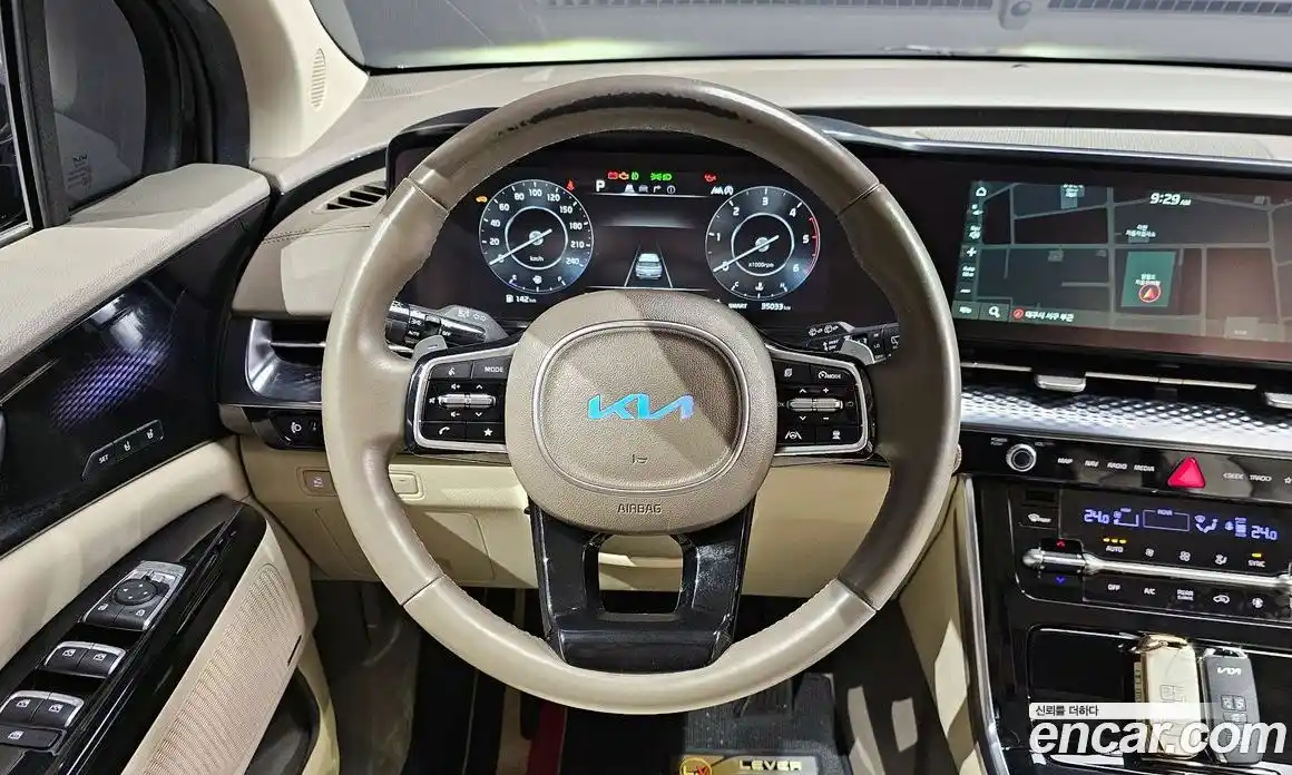 Kia Canival 2023 2.2 Автомат в Москве № 123881, фото 19