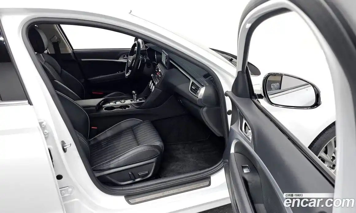 Genesis G70 2023 2.0 Автомат в Москве № 124464, фото 16