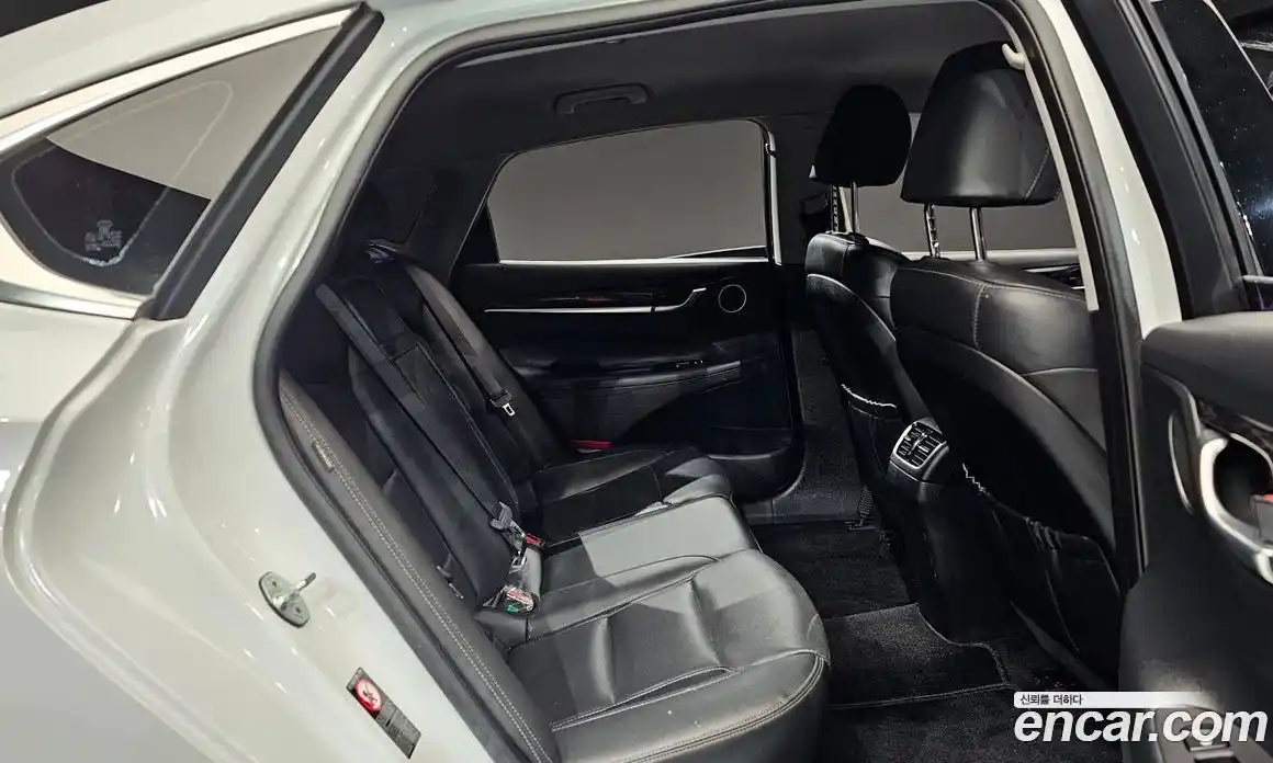 Hyundai Grandeur 2019 2.4 Автомат в Москве № 124953, фото 15