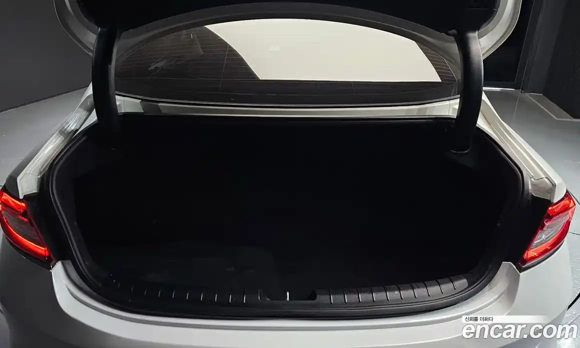 Hyundai Grandeur 2019 2.4 Автомат в Москве № 124953, фото 18