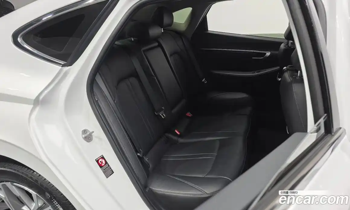 Hyundai Sonata 2023 1.6 Автомат в Москве № 125981, фото 20