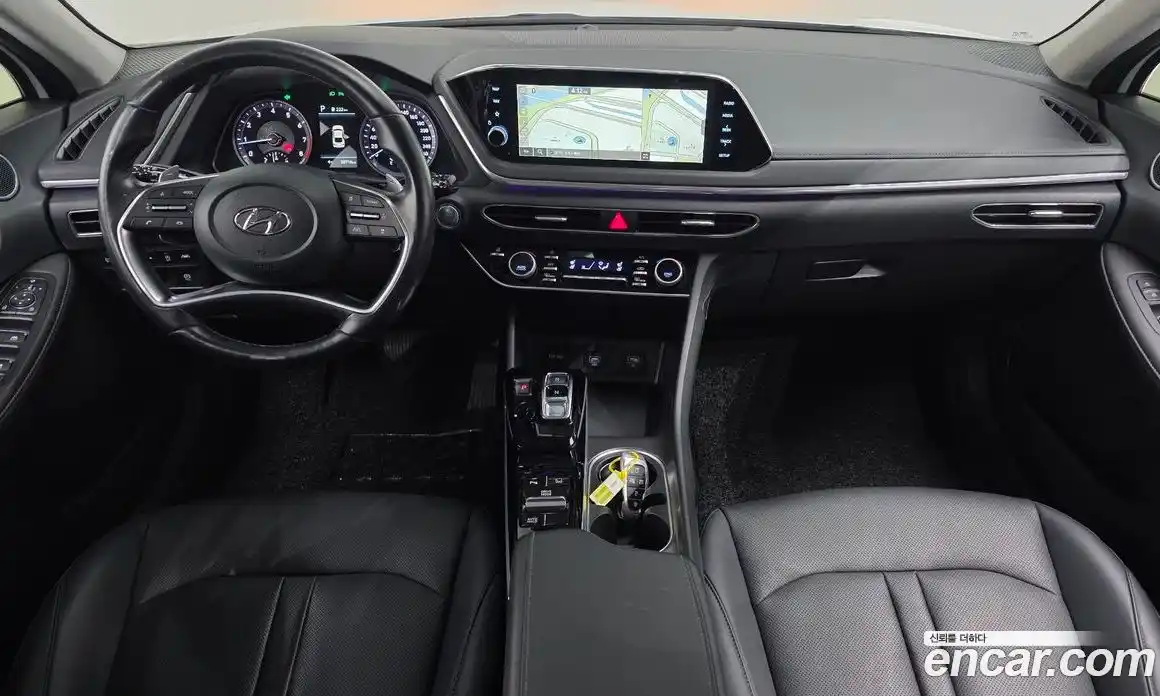 Hyundai Sonata 2023 1.6 Автомат в Москве № 125981, фото 8