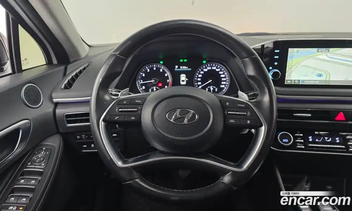 Hyundai Sonata 2023 1.6 Автомат в Москве № 125981, фото 9