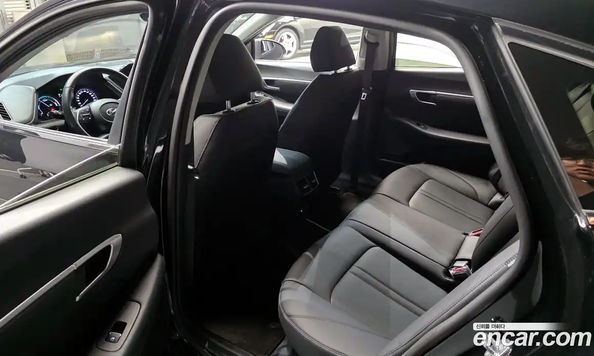 Hyundai Sonata 2022 2.0 Автомат в Москве № 126011, фото 11