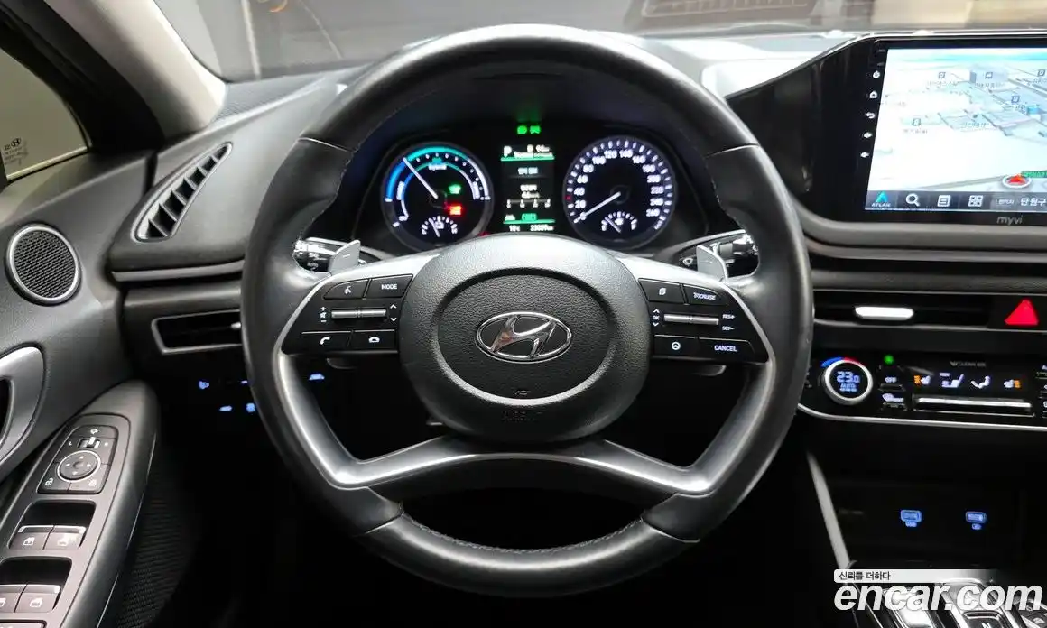 Hyundai Sonata 2022 2.0 Автомат в Москве № 126011, фото 14