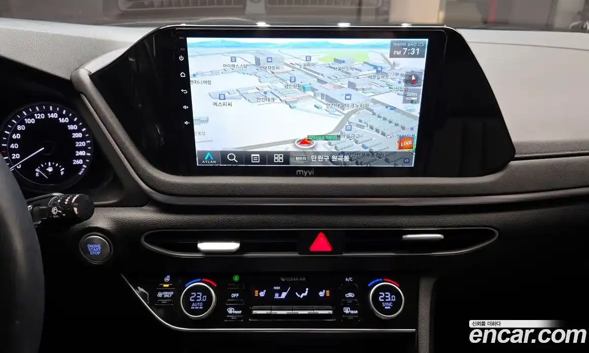 Hyundai Sonata 2022 2.0 Автомат в Москве № 126011, фото 16