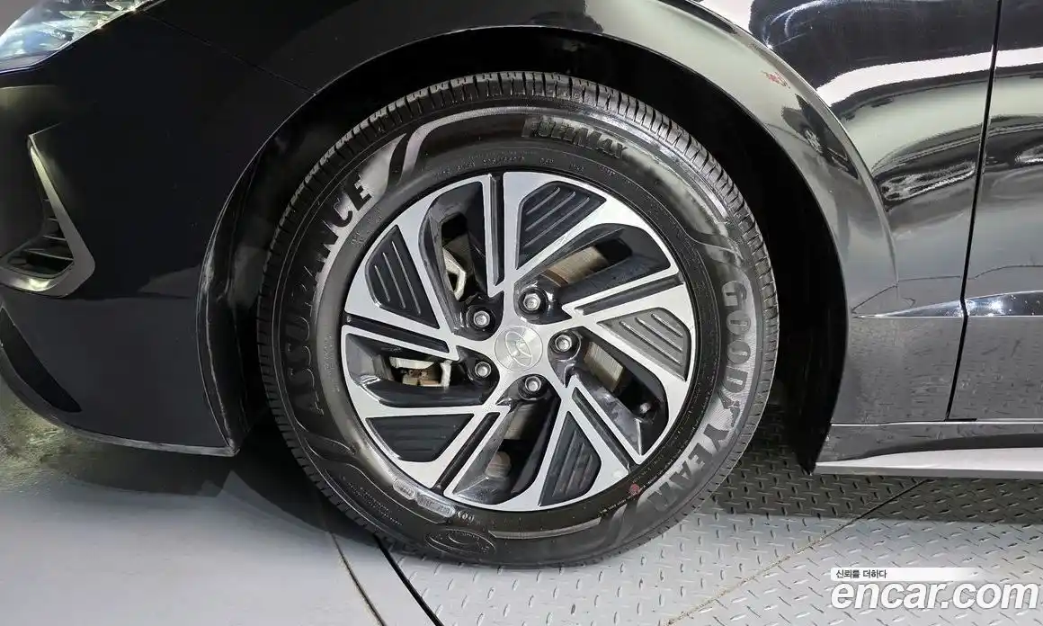 Hyundai Sonata 2022 2.0 Автомат в Москве № 126011, фото 19