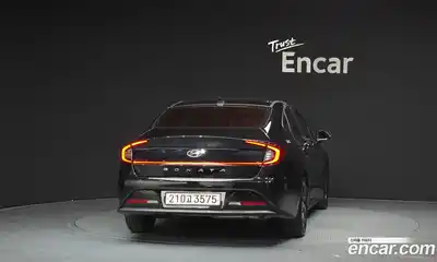 Hyundai Sonata 2022 2.0 Автомат в Москве № 126011, миниатюра 10