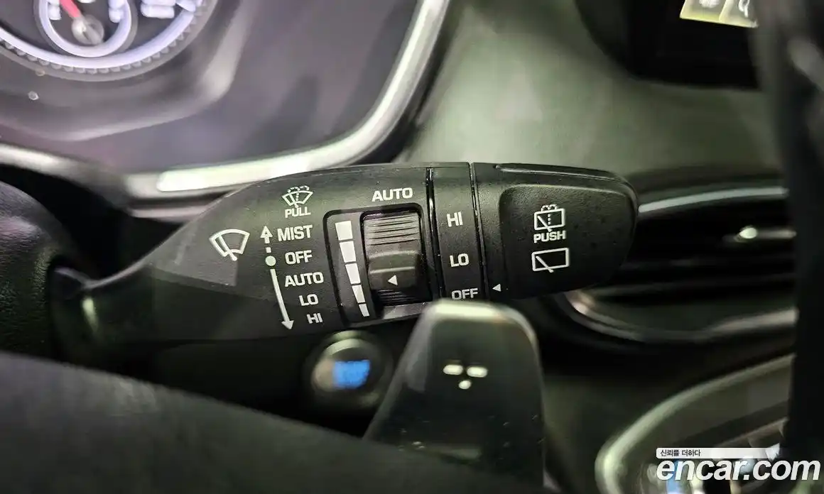 Hyundai Santa Fe 2022 2.2 Автомат в Москве № 126073, фото 20