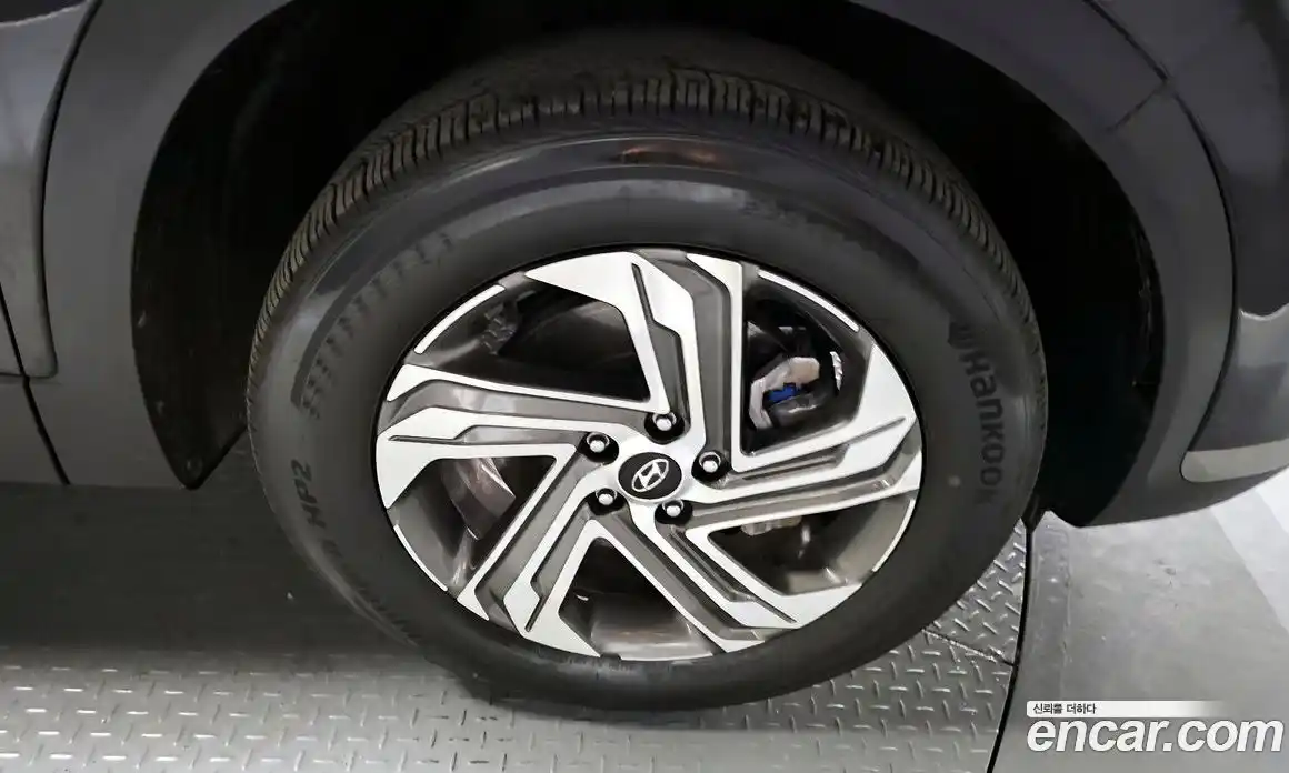 Hyundai Santa Fe 2022 2.2 Автомат в Москве № 126073, фото 7