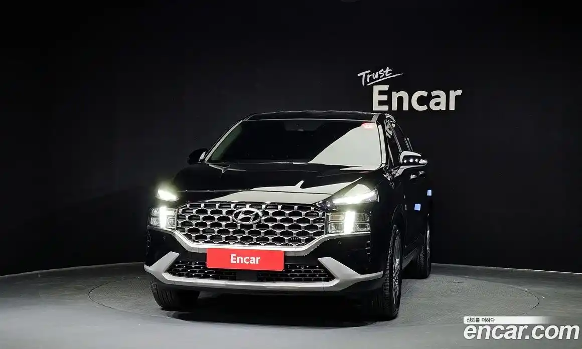 Hyundai Santa Fe 2022 2.2 Автомат в Москве № 126073, фото 9