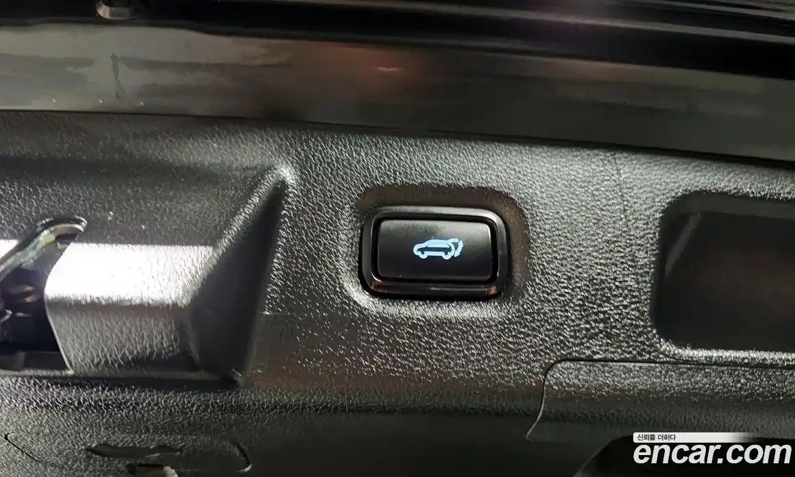 Hyundai Santa Fe 2022 2.2 Автомат в Москве № 126073, фото 10