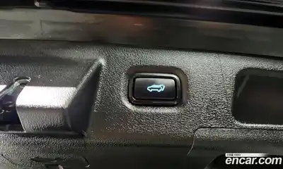 Hyundai Santa Fe 2022 2.2 Автомат в Москве № 126073, миниатюра 10