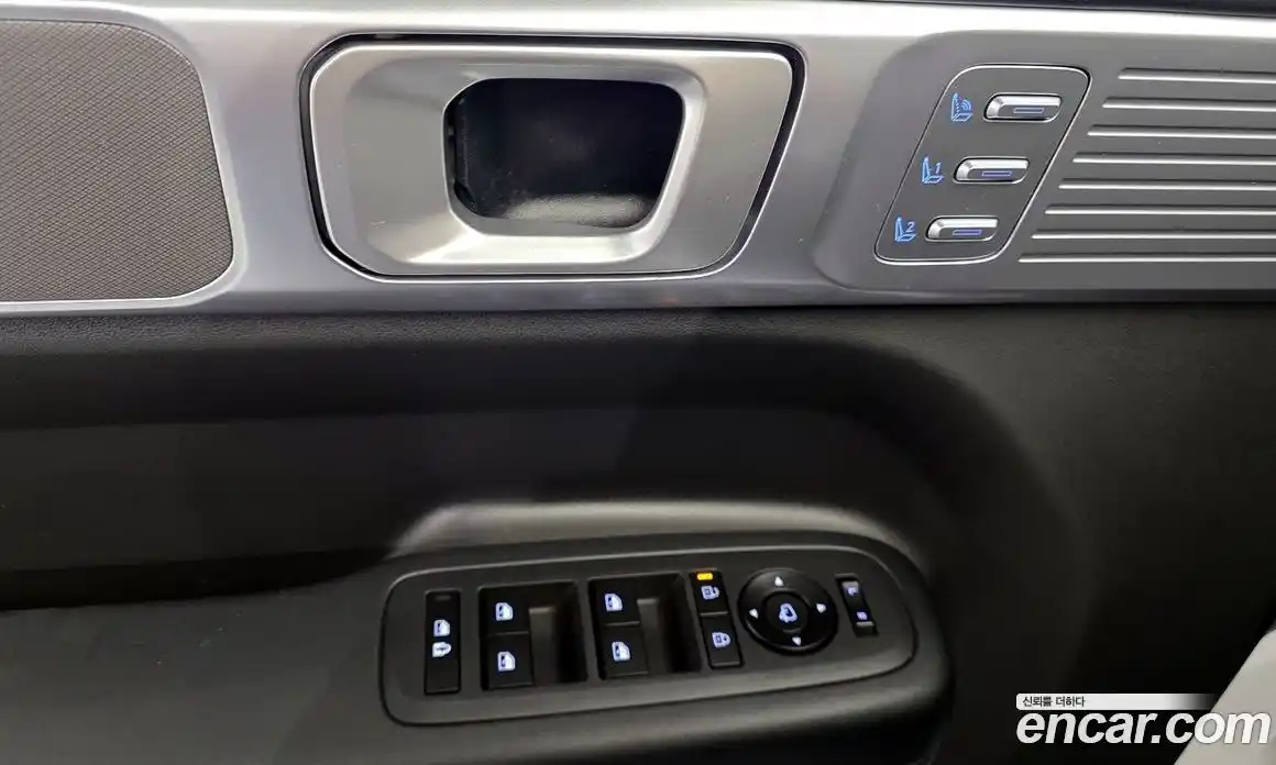 Hyundai Santa Fe 2024 1.6 Автомат в Москве № 126238, фото 18