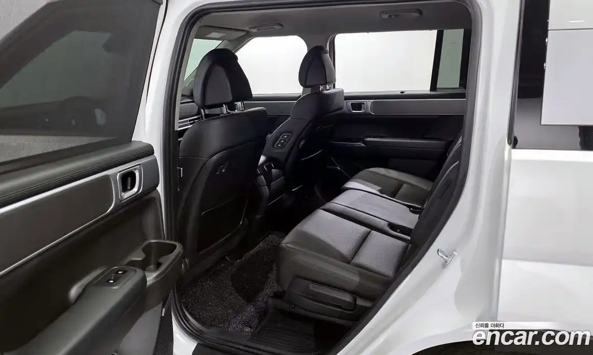 Hyundai Santa Fe 2024 1.6 Автомат в Москве № 126238, фото 20