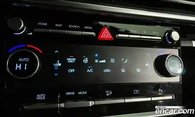 Hyundai Santa Fe 2024 1.6 Автомат в Москве № 126238, миниатюра 9