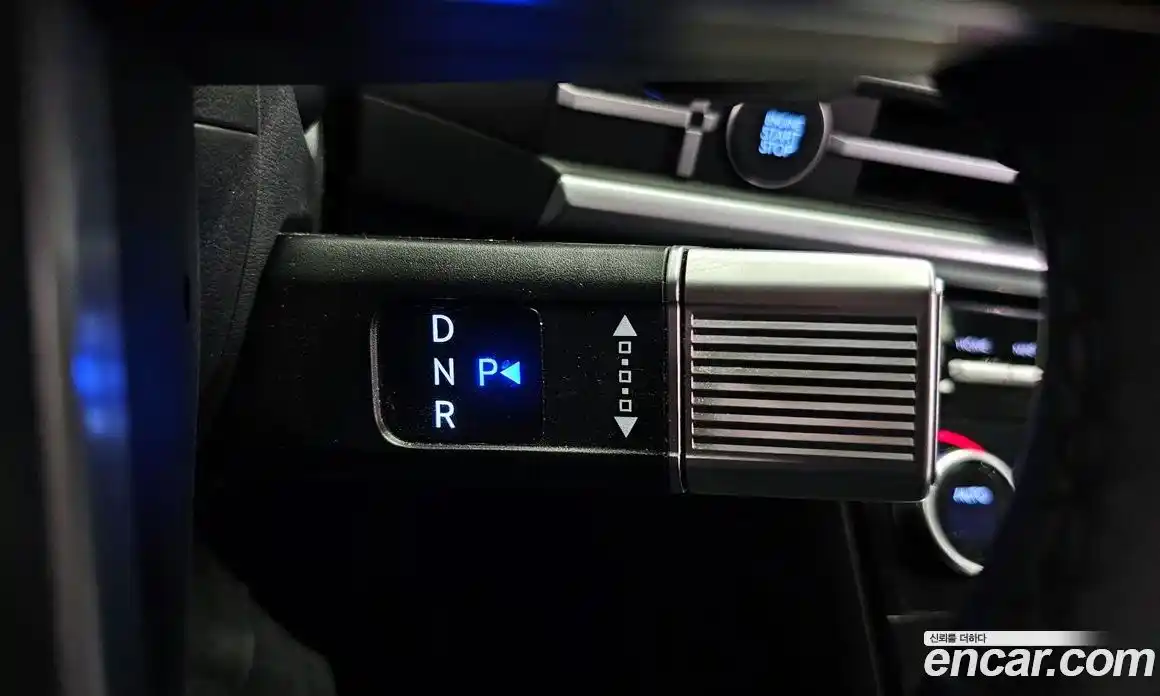 Hyundai Santa Fe 2024 1.6 Автомат в Москве № 126320, фото 4