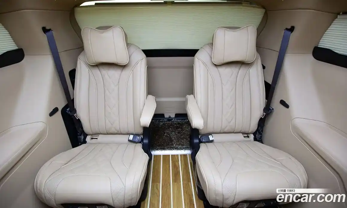 Kia Canival 2025 3.5 Автомат в Москве № 127419, фото 18