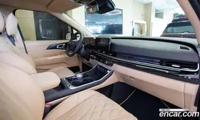 Kia Canival 2025 3.5 Автомат в Москве № 127419, миниатюра 4