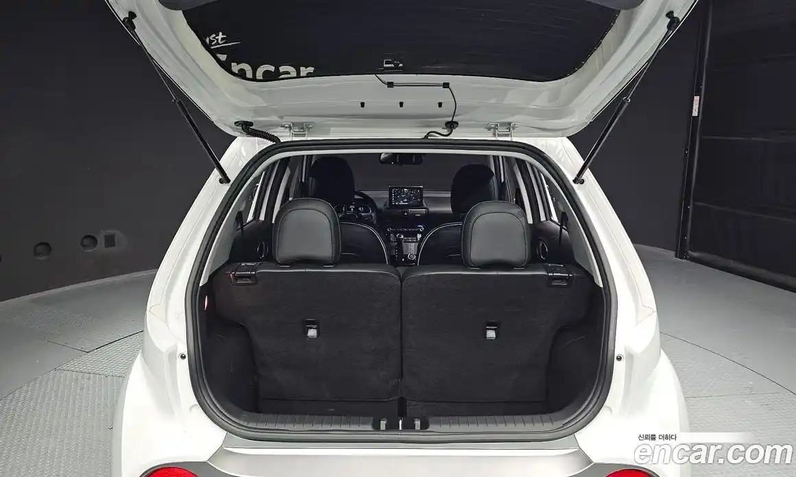 Hyundai Casper 2023 1.0 Автомат в Москве № 127813, фото 20