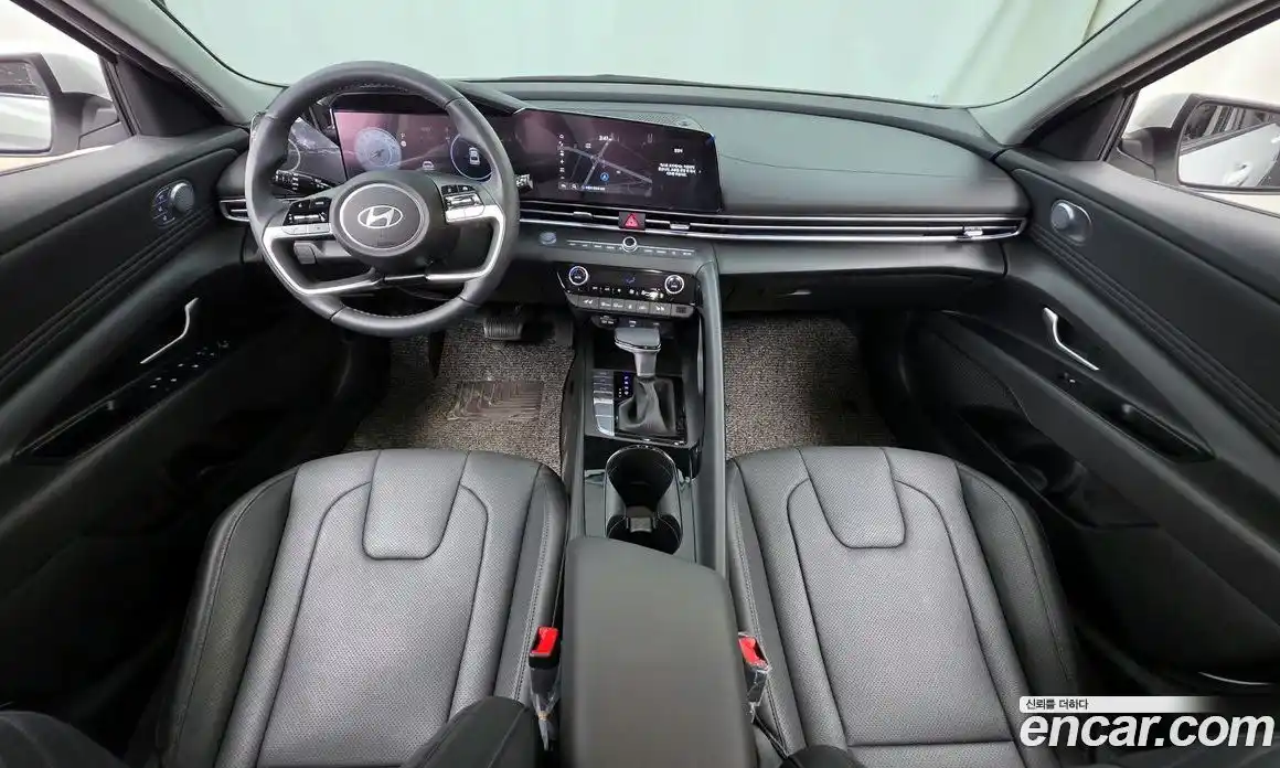 Hyundai Avante 2024 1.6 Автомат в Москве № 129860, фото 3