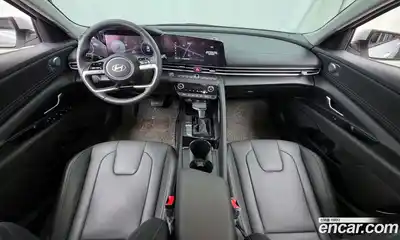 Hyundai Avante 2024 1.6 Автомат в Москве № 129860, миниатюра 3