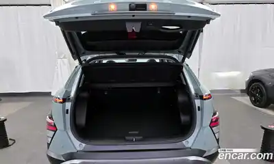 Hyundai Kona 2024 1.6 Автомат в Москве № 130556, миниатюра 5