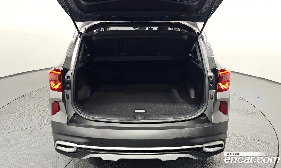 Kia Seltos 2023 1.6 Автомат в Москве № 132220, фото 20