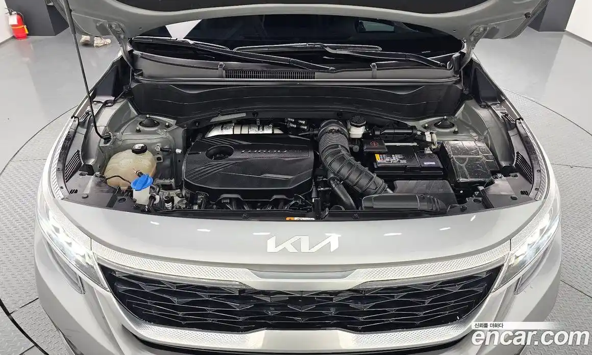 Kia Seltos 2023 1.6 Автомат в Москве № 132220, фото 6