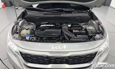 Kia Seltos 2023 1.6 Автомат в Москве № 132220, миниатюра 6