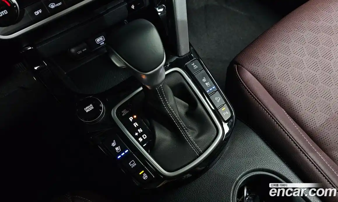 Kia Seltos 2023 1.6 Автомат в Москве № 132220, фото 9