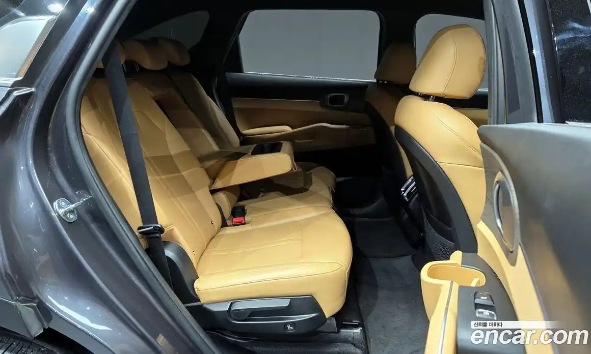 Kia Sorento 2023 1.6 Автомат в Москве № 133247, фото 6