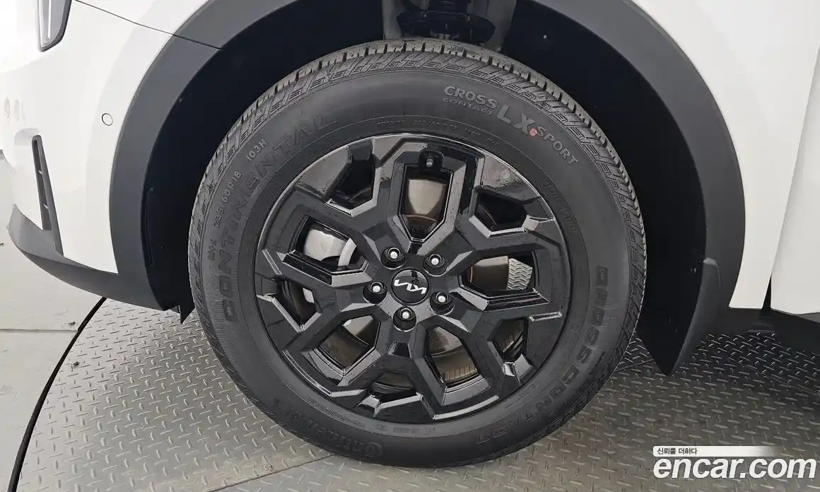 Kia Sorento 2024 1.6 Автомат в Москве № 133290, фото 4