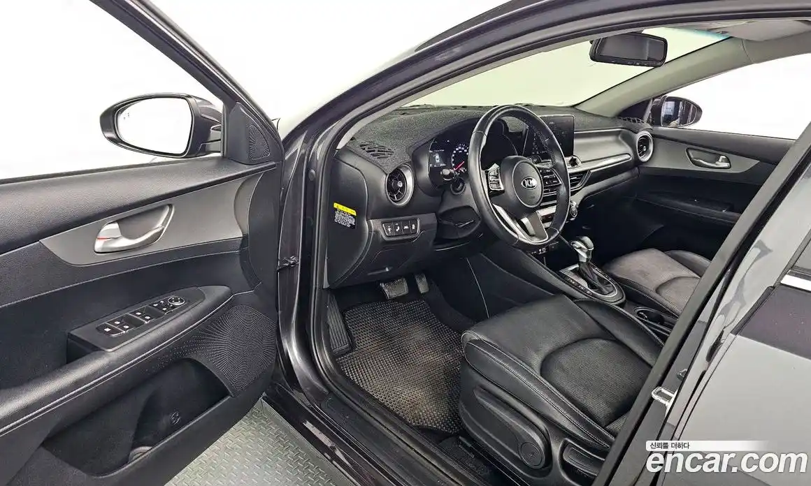 Kia K3 2019 1.6 Автомат в Москве № 133302, фото 12