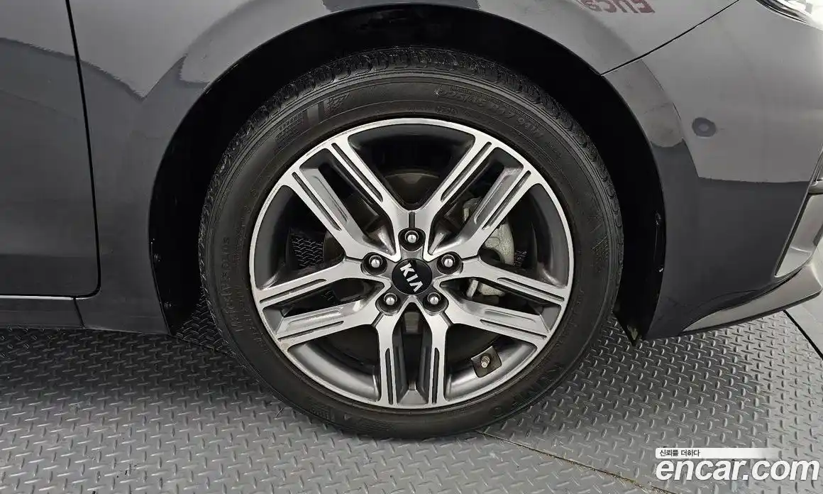 Kia K3 2019 1.6 Автомат в Москве № 133302, фото 5